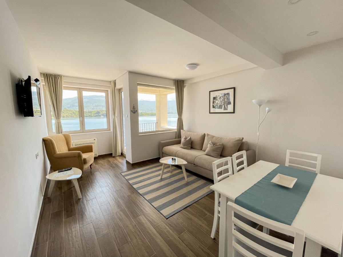 Apartments Maestral ติวัต ภายนอก รูปภาพ