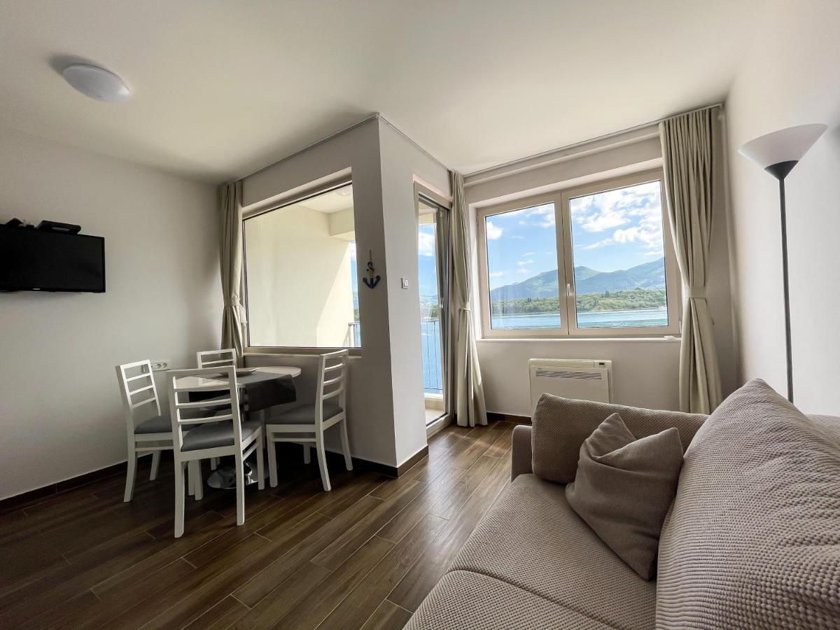 Apartments Maestral ติวัต ภายนอก รูปภาพ