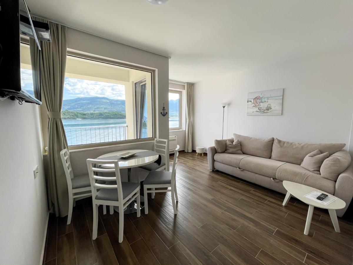 Apartments Maestral ติวัต ภายนอก รูปภาพ