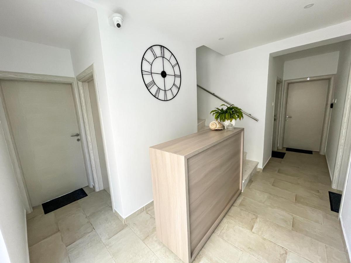 Apartments Maestral ติวัต ภายนอก รูปภาพ