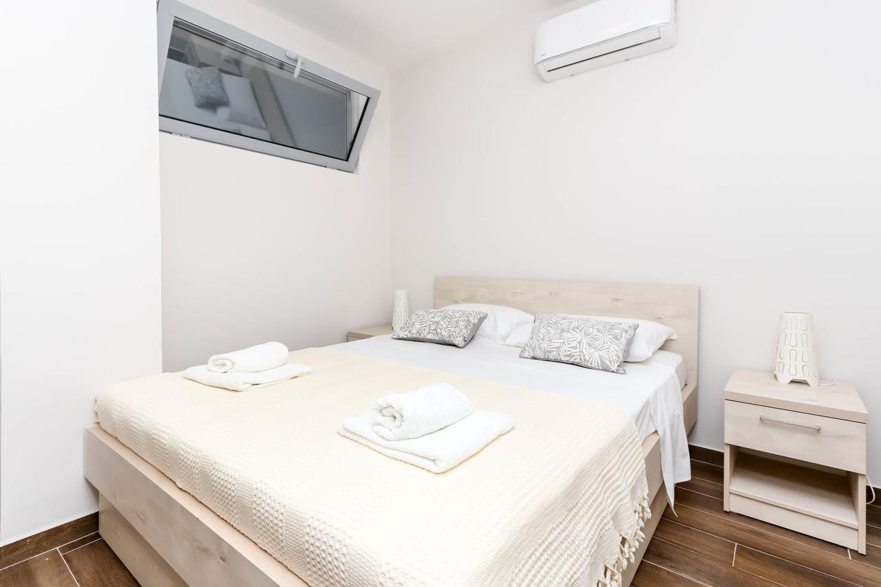 Apartments Maestral ติวัต ภายนอก รูปภาพ